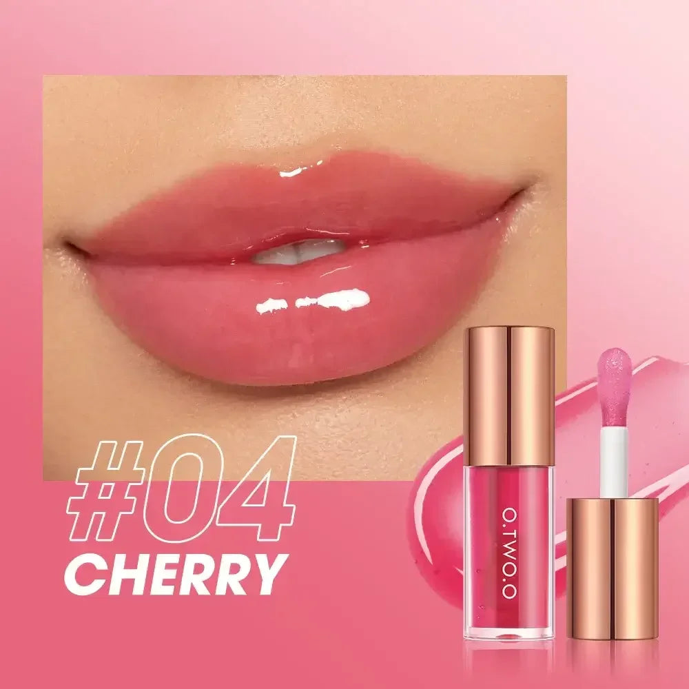 Glossy cherry pink lip gloss on lips with O.TWO.O lip gloss packaging #04 Cherry